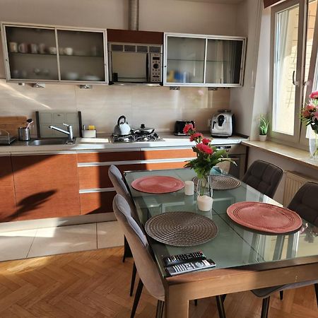 Sloneczny Apartament Bluszczanska Apartment Warsaw Ngoại thất bức ảnh