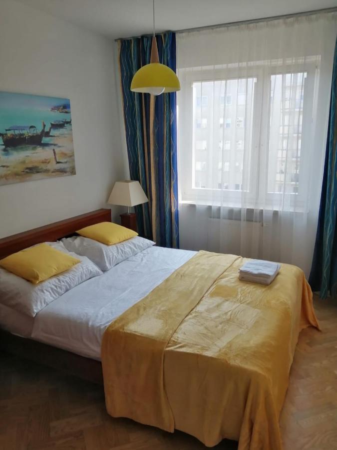 Sloneczny Apartament Bluszczanska Apartment Warsaw Ngoại thất bức ảnh