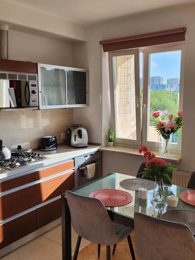 Sloneczny Apartament Bluszczanska Apartment Warsaw Ngoại thất bức ảnh